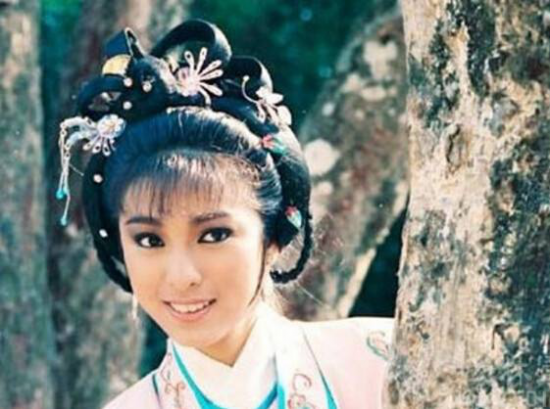 時(shí)光站細(xì)胞儲(chǔ)存發(fā)布會(huì)請(qǐng)來凍齡女神米雪，40年歲月在她身上毫無痕跡