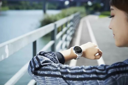 Garmin 618瘋狂剁手季，一“表”你的運動時尚態(tài)度