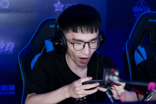 漫步者電競(jìng)HECATE助力“2019QQ手游名人賽”