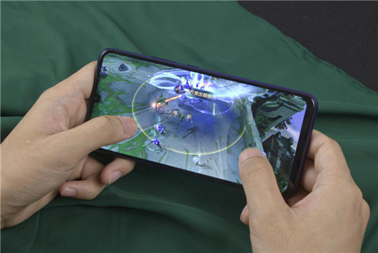 vivo Y7s續(xù)航測試：4500mAh+18W雙引擎閃充，千元機(jī)新勢力
