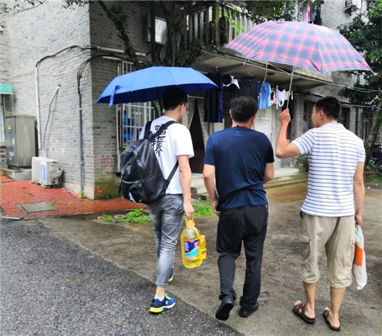 益玩游戲公益之旅，為寒門(mén)學(xué)子加油助力
