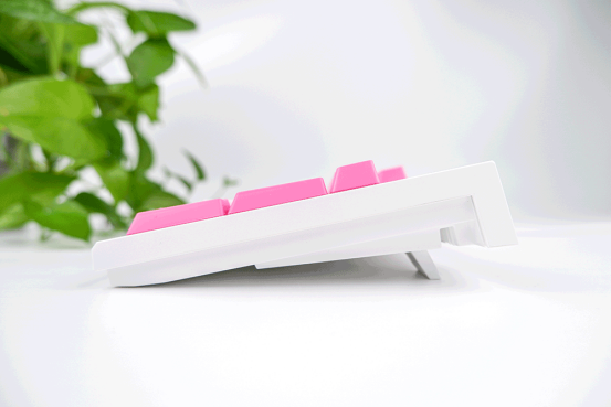 REALFORCE HELLO KITTY限量版鍵盤，ChinaJoy首亮相