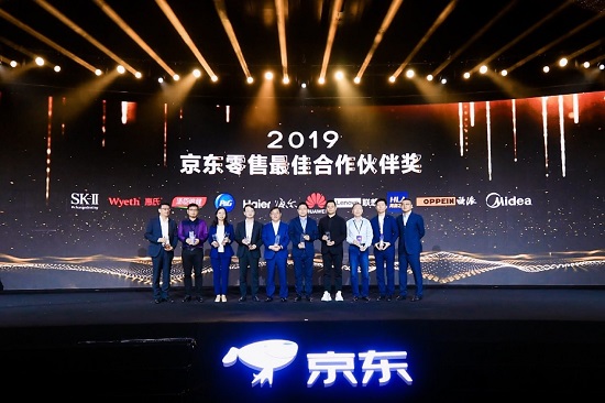 京東主場助力聯(lián)想新品橫掃ChinaJoy 網(wǎng)友神評“讓人尖叫！”