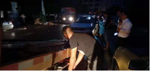 臺風災后現(xiàn)場，車點點匯聚多地救援力量溫暖社會