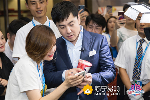 賈玲和沈騰拿了就走？818蘇寧智慧無人店秀出購物騷操作