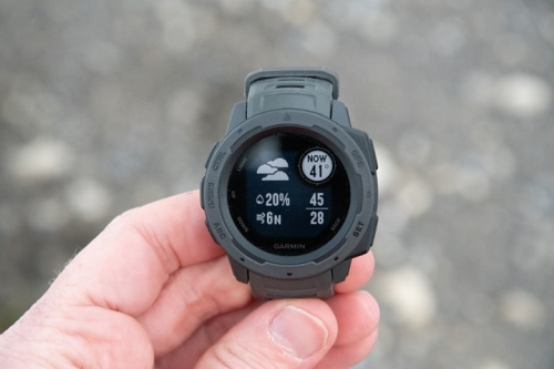 夏天跑步常出意外？Garmin Instinct教你如何保命