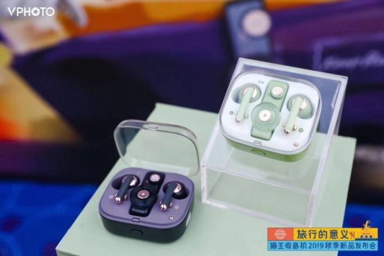 貓王收音機宣布首位亞太區(qū)品牌代言人，陳綺貞經典造型驚喜亮相