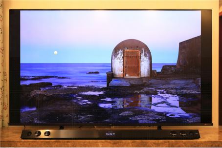 以色彩賦予真實(shí)感 TCL C10雙屏 QLED TV初體驗