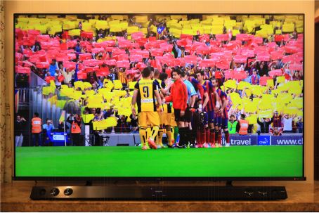 以色彩賦予真實(shí)感 TCL C10雙屏 QLED TV初體驗