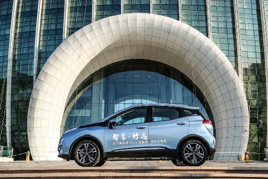挑戰(zhàn)極限純電三車雙重碰撞測(cè)試，北汽新能源底氣何在？