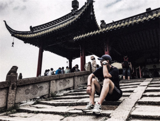 Soul上旅居荷蘭的攝影師，記錄下漢服在異國的驚鴻一瞬