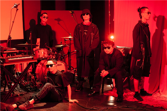 Skullcandy 推出“深邃紅”P(pán)ush真無(wú)線藍(lán)牙耳機(jī)，無(wú)拘無(wú)束探索音樂(lè)深意