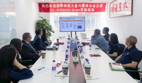 重磅！企鵝體育攜手國際舉重聯(lián)合會力量與健身分會 開啟戰(zhàn)略合作