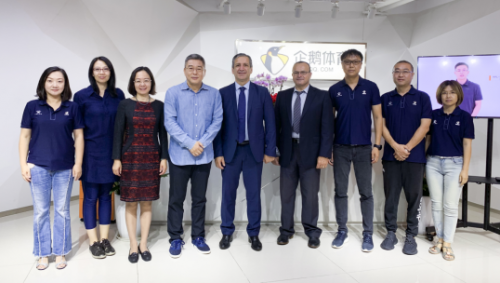 重磅！企鵝體育攜手國際舉重聯(lián)合會力量與健身分會 開啟戰(zhàn)略合作