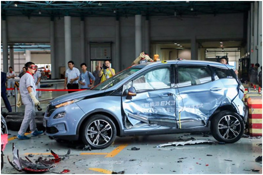 比想象中更安全，北汽新能源EX3三車雙重碰撞獲滿分評價