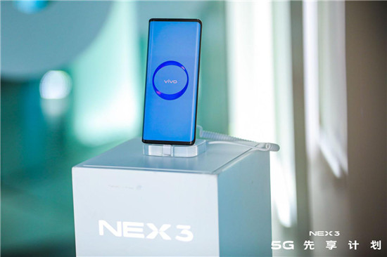 不止超大電池+雙引擎閃充， U3x千元也有驚喜實力