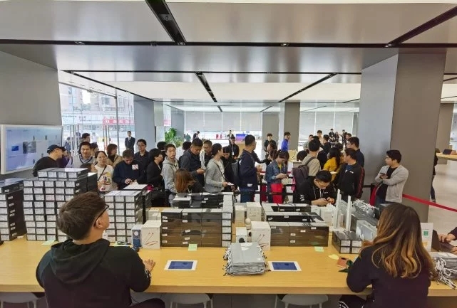 華為Mate30系列5G版正式開(kāi)售， 5G“爆品”全平臺(tái)釋放吸引力
