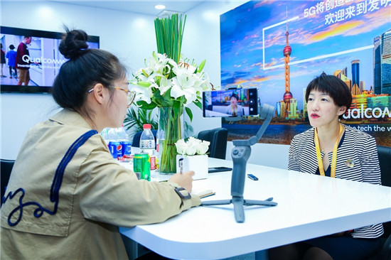 專訪高通全球副總裁侯明娟：5G將驅動新一代產品形態(tài)發(fā)展，手機只是其一