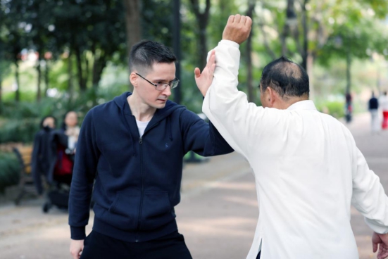 家樂?！爸袊ā瘪R邱的進博會時間：“總裁買手”優(yōu)選全球好物