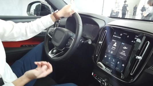HUAWEI HiAI 3.0發(fā)布，分布式AI打破硬件邊界構(gòu)建完整AI產(chǎn)業(yè)鏈