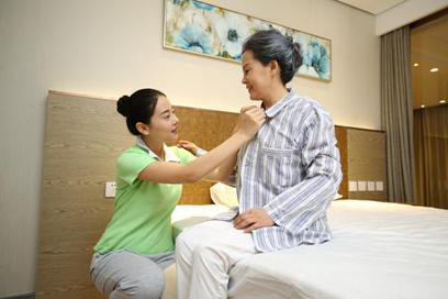 國(guó)家出臺(tái)人口老齡化中長(zhǎng)期規(guī)劃 管家?guī)徒ǘ嘣B(yǎng)老體系服務(wù)大眾