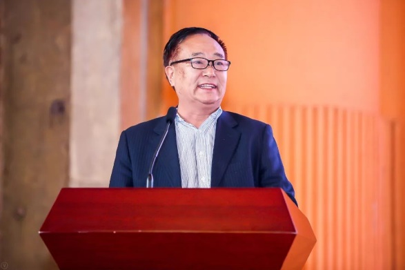 第二屆中國(guó)房地產(chǎn)校企協(xié)同創(chuàng)新發(fā)展峰會(huì)暨第11屆全國(guó)大學(xué)生房策大賽圓滿(mǎn)落幕