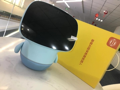 寶媽力薦的教陪神器，云知聲聰聰AI陪伴教育機器人