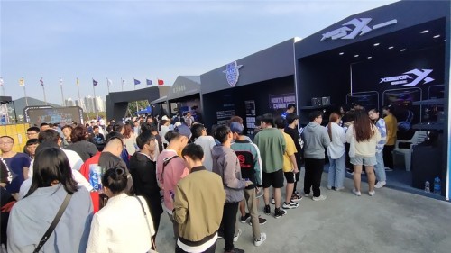 WUCG三亞電競節(jié)狂歡盛會，西伯利亞帶你體驗職業(yè)選手耳機(jī)！
