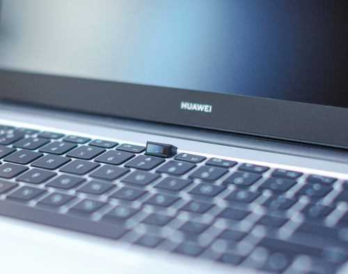 看了華為MateBook D，才知道筆記本原來(lái)可以這么美