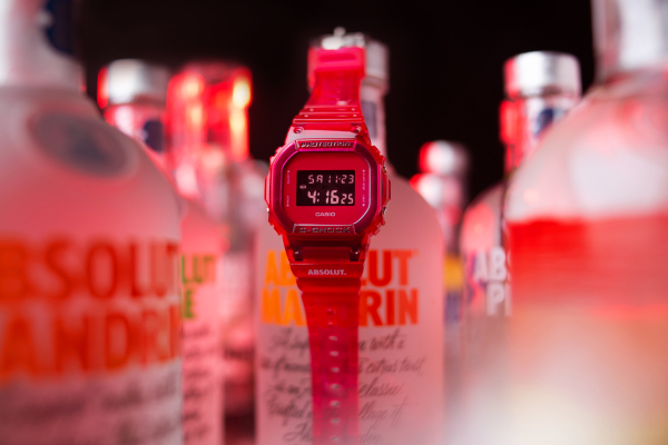 潮流入喉！G-SHOCK X ABSOLUT絕對(duì)伏特加聯(lián)名款破界來襲