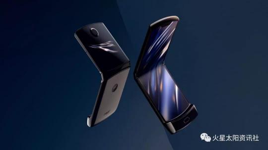 未來與經(jīng)典的碰撞，折疊屏 razr 2019 帶你回首鋒芒歲月