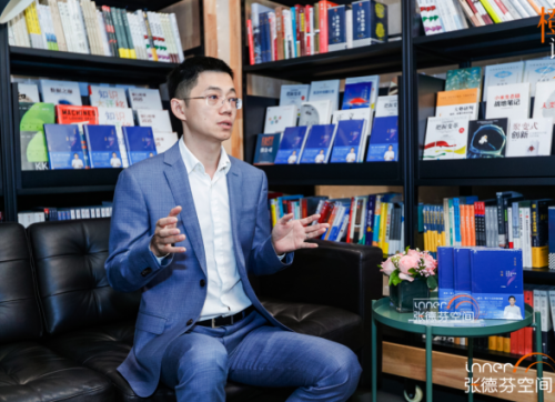 放棄國(guó)企高管職位，39歲裸辭創(chuàng)業(yè)：裸辭不可怕，可怕的是安于現(xiàn)狀