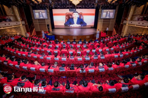 “欖菊號”郵輪載千人駛向藍海 欖菊集團2020經(jīng)銷商大會圓滿結束