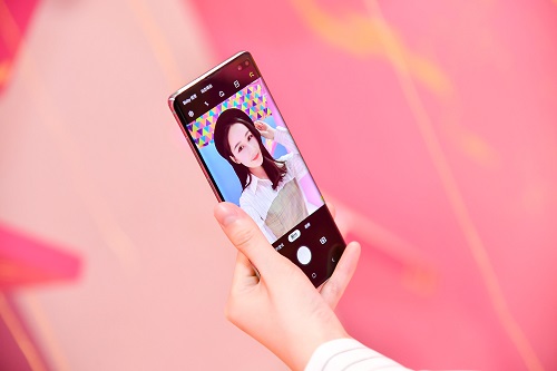 5599元起！三星Galaxy S10+大優(yōu)惠，新年換機(jī)首選旗艦