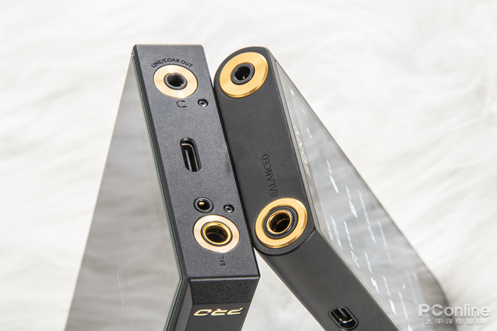 索尼ZX505對(duì)比飛傲M11Pro：索尼要憑借什么殺出層層重圍？