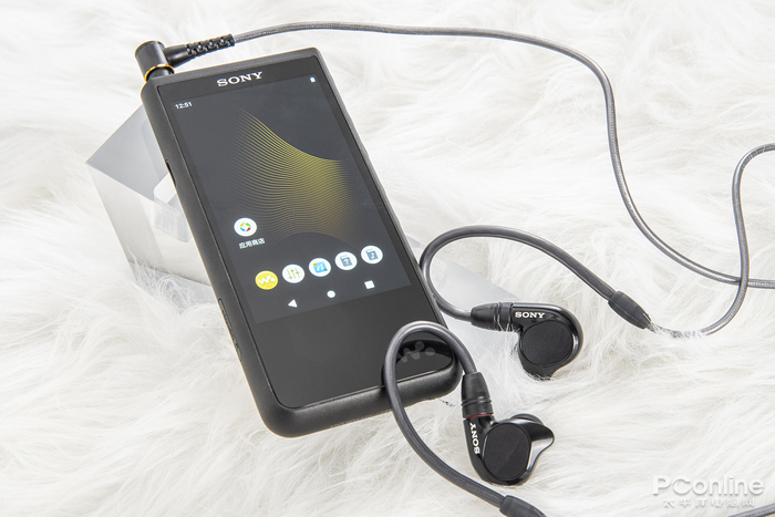 索尼ZX505對(duì)比飛傲M11Pro：索尼要憑借什么殺出層層重圍？