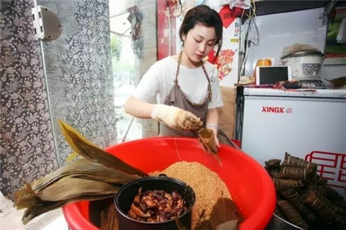 微店助力線下商家戰(zhàn)“疫”：重在簡單、快速、有效
