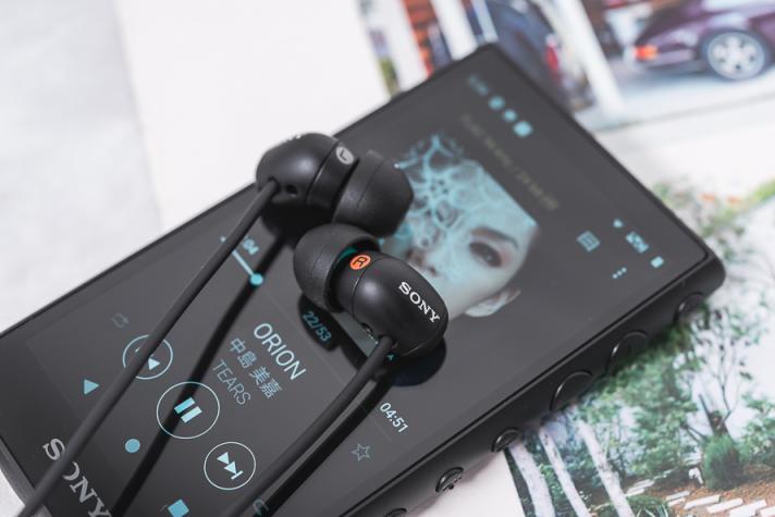 同為高解析音樂播放器，索尼NW-A105HN和飛傲M11的差別有多大？