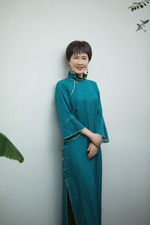 知名影星“晴格格”王艷力薦《遇見未知的自己》：認(rèn)識(shí)自己，是一輩子的必修課