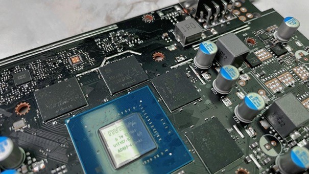 釋放能量！影馳 RTX 4060 金屬大師 搭檔DLSS 3 實現光追1080P !