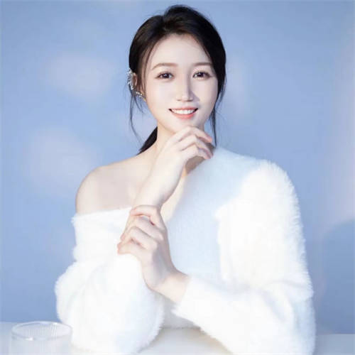 陌陌主播孜恩樂一獻唱古風歌曲，戲腔展示驚艷觀眾