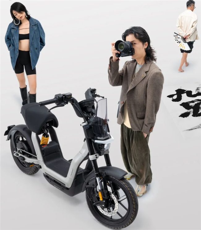 產(chǎn)品與服務(wù)并進(jìn)，九號(hào)公司樹立智能電動(dòng)兩輪車行業(yè)新典范