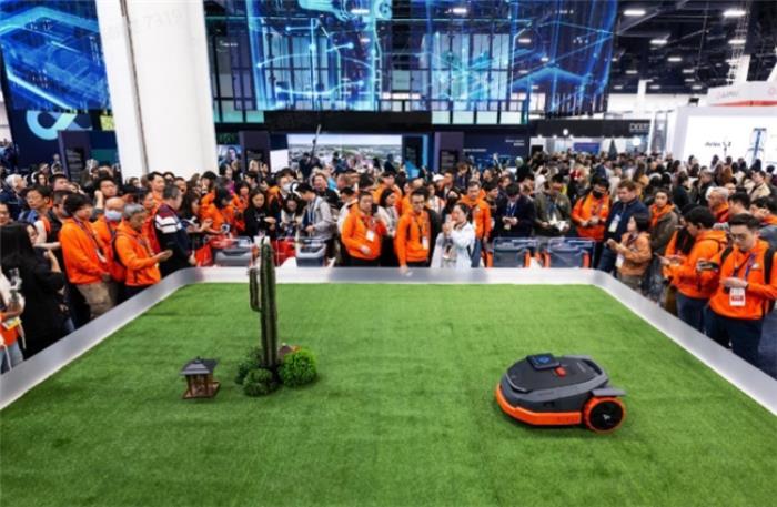 CES 2025吸引全球目光，九號(hào)推出多款重磅產(chǎn)品，出海之路再添新彩