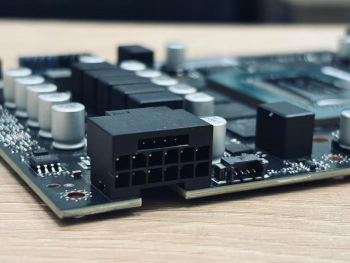耕風(fēng)御影，刮起更強(qiáng)的風(fēng)暴！耕升 GeForce RTX 5080 追風(fēng)性能解禁！