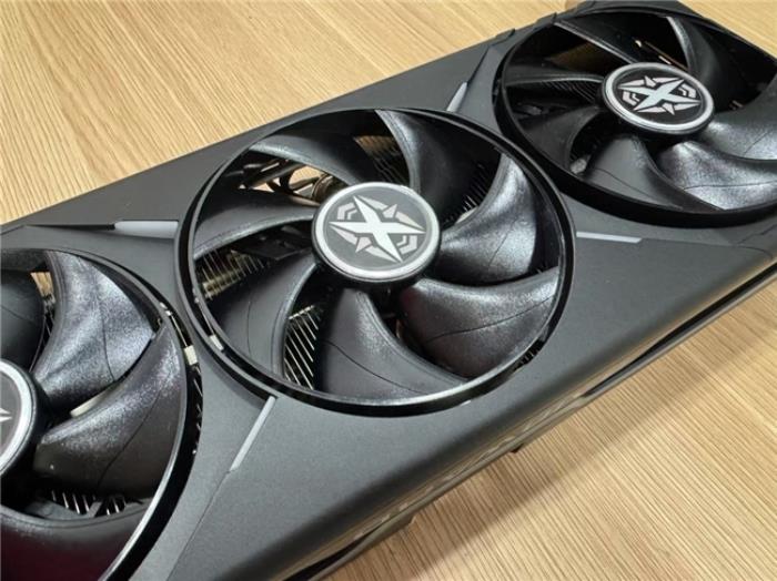 DLSS 4性能沖鋒，耕升 RTX 5080炫光 OC值得擁有