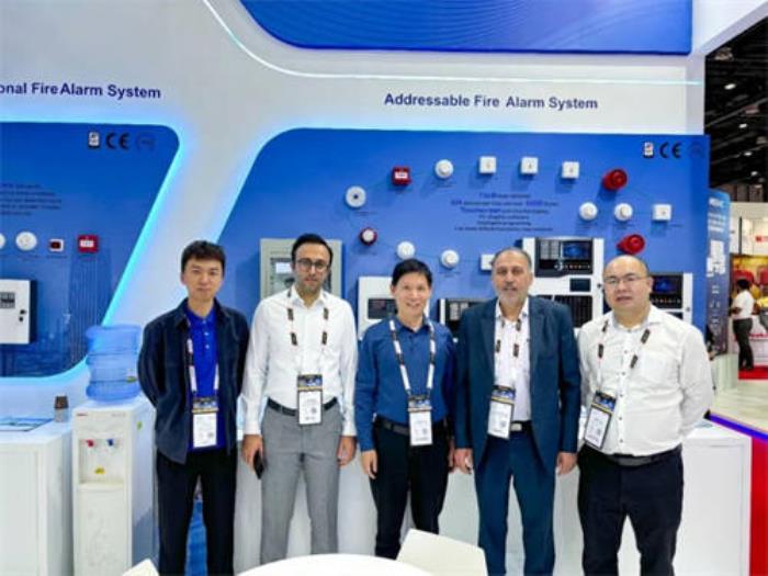 高新投三江閃耀2025迪拜展，引領(lǐng)全球消防安全新潮流