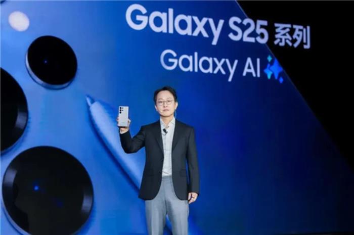 一句話讓手機替你搞定生活！看三星S25系列如何開啟AI新紀元？