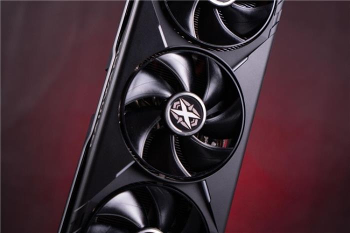 炫酷來襲，耕升 GeForce RTX 5070 Ti 炫光·超 OC帶來超高性能