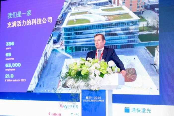 Deepseek算卦DIC 2025，今年“巳”個(gè)好年