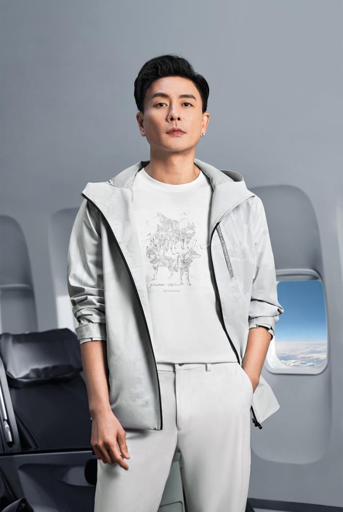 七匹狼時(shí)尚男裝革新商旅賽道 以“輕”破局重構(gòu)商務(wù)出行場(chǎng)景